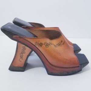 Vintage John Fluevog Clogs Size 10